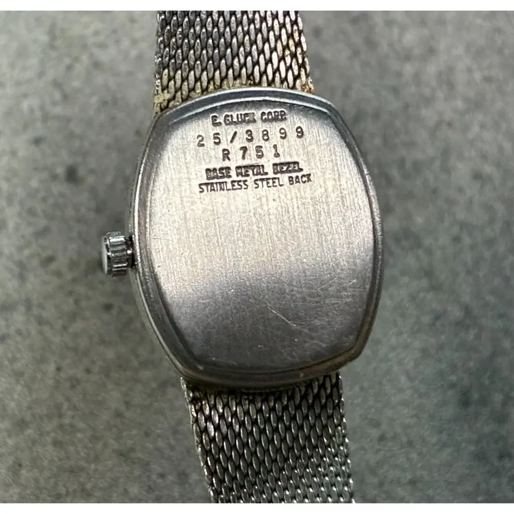 Vintage Armitron Women's Quartz Watch Silver Floral Mesh Band Tonneau Working